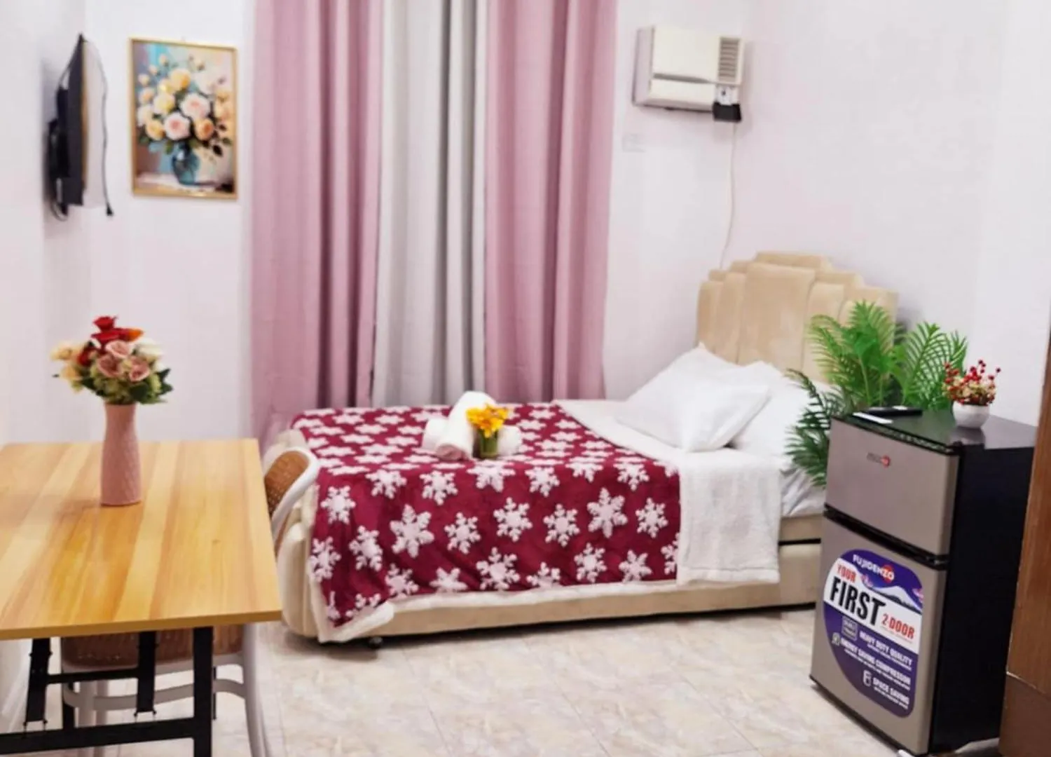 N4 Studio Room Apartment Transient House Ground Floor Near Abreeza Mall, Spmc, Sm Lanang & Usep Davao City